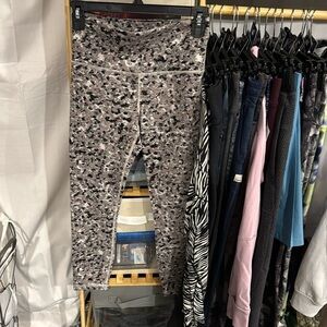 029 Athleta Elation Textured Tight XS